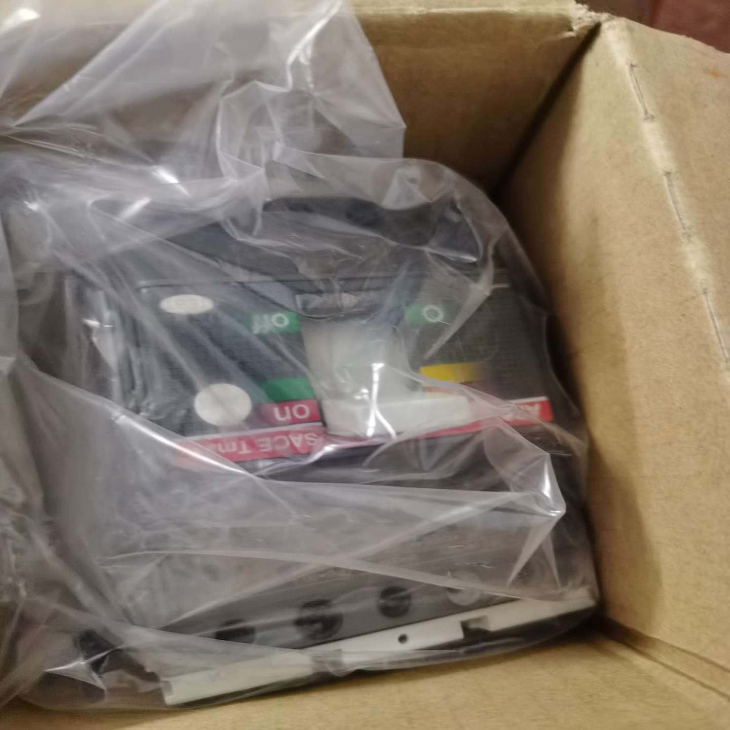 施耐德LR9D5369电子热过载继电器，全新原装，没包装，便--议价商