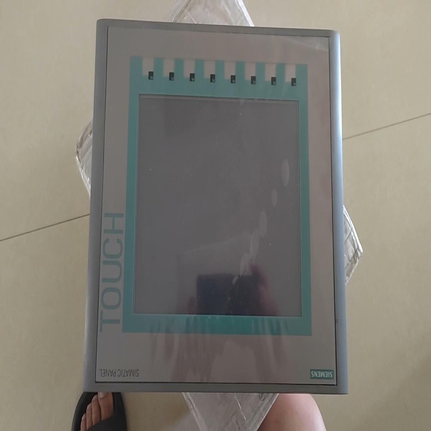6AV6 647-0AE11-3AX0  触摸屏，功能~询价