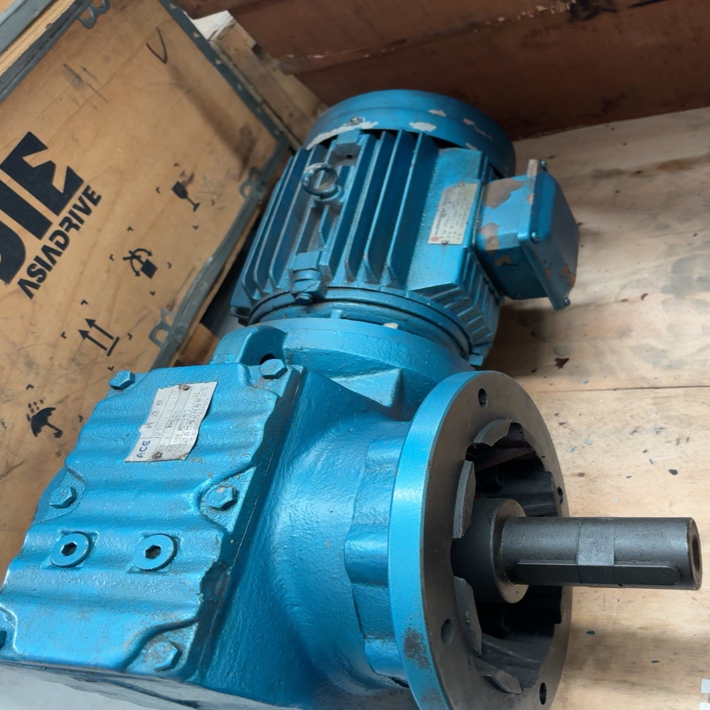 【请询价】减速机SF77-13-Y3-4P-A-C1