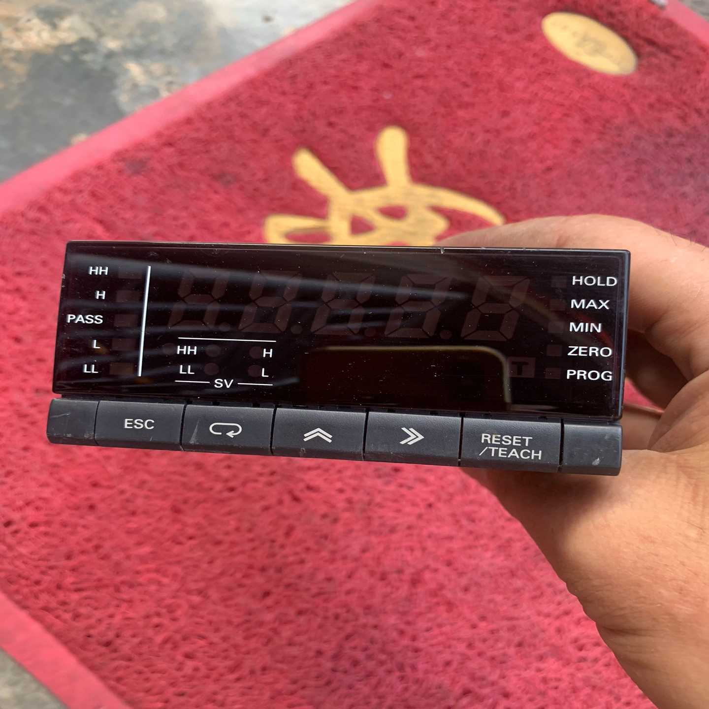 询价~280，日本数字面板表 K3NV-LC2A 12
