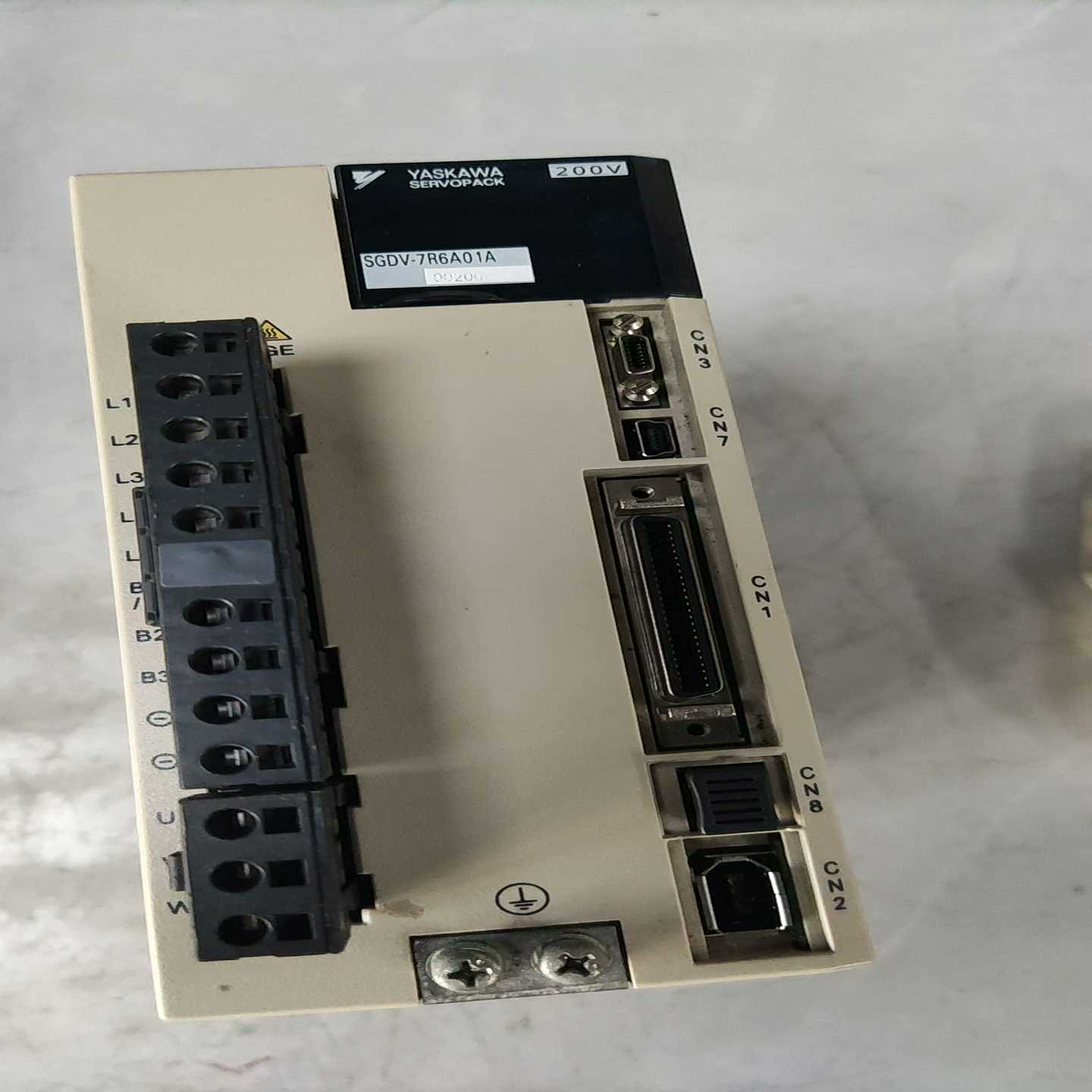 安川伺服驱动器，SGDV-7R6A01A002000，实物拍【鑫鑫商铺】