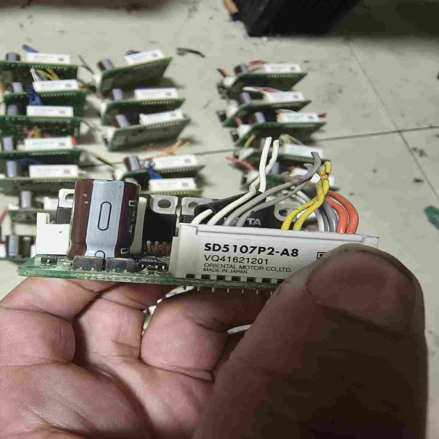 询价SD5107P221个SD5114P27个