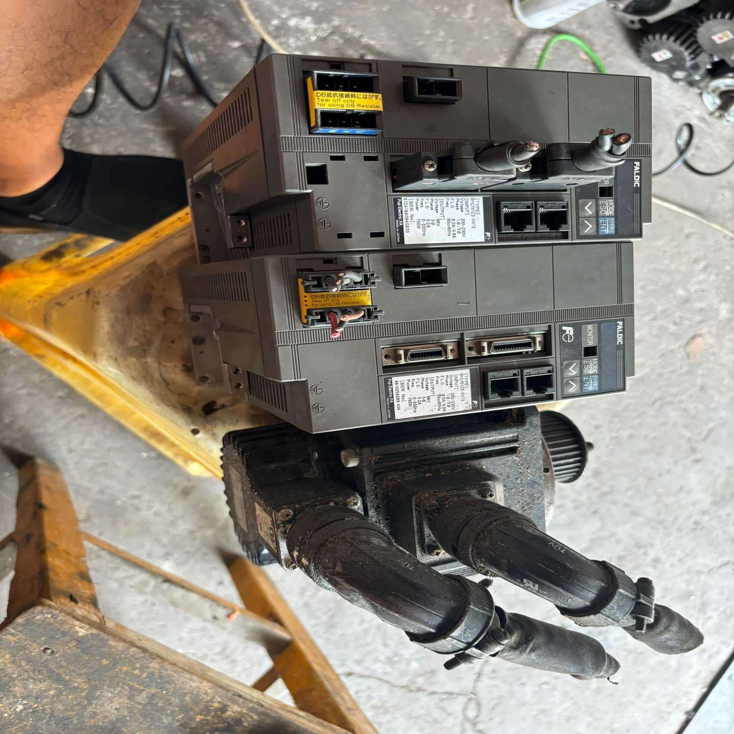 富士伺服750w富士伺服驱动器RYC751C3-VVT2五台【博航商行】