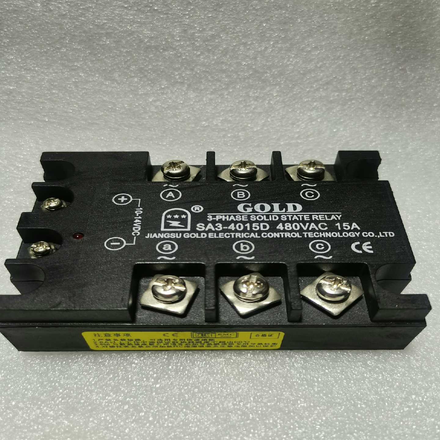 询价~固特GOLD三相固态继电器SA3—4015D直流控交流