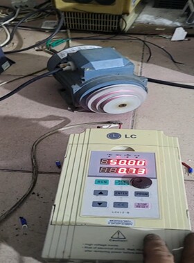 LC菱川变频器LCV12S-H-4T4.0G-A，4KW功率--议价商品