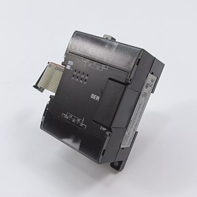 OMRON CP1W8ER IO expansion unit 8 relay outputs 2 A