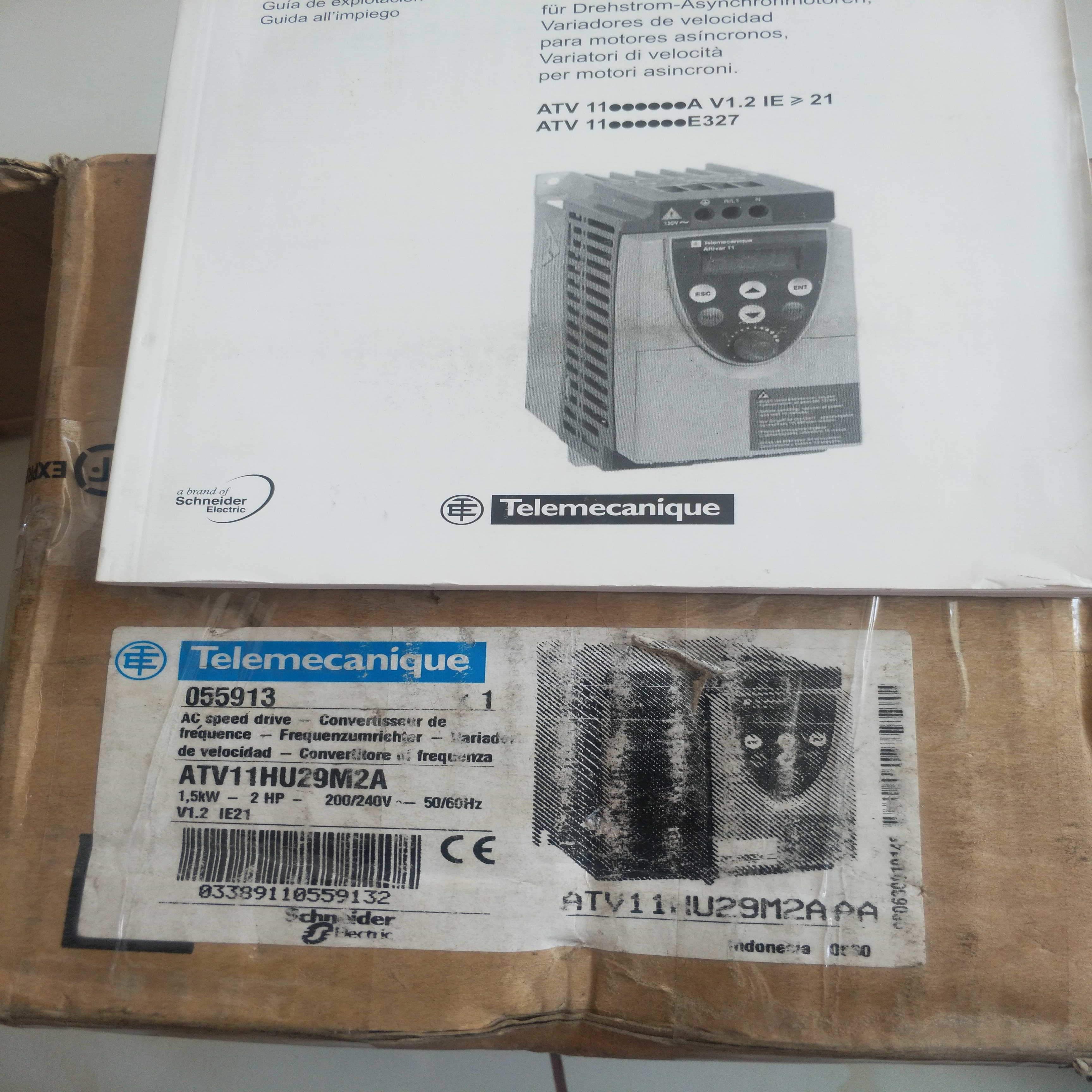 配件施耐德ATV11HU29M2A 15KW 220V变频器议价