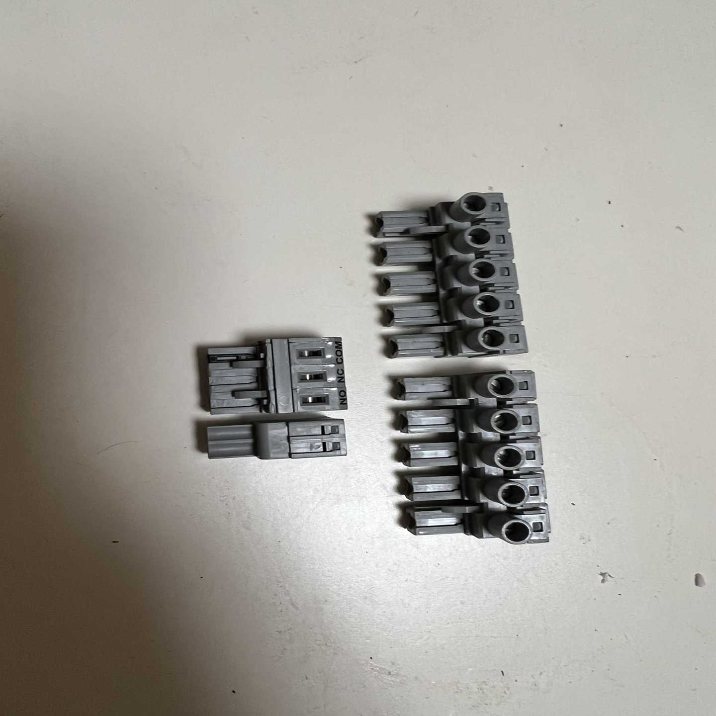 8400变频器接线端子，80V变频器用的可拆卸接线端子~询价