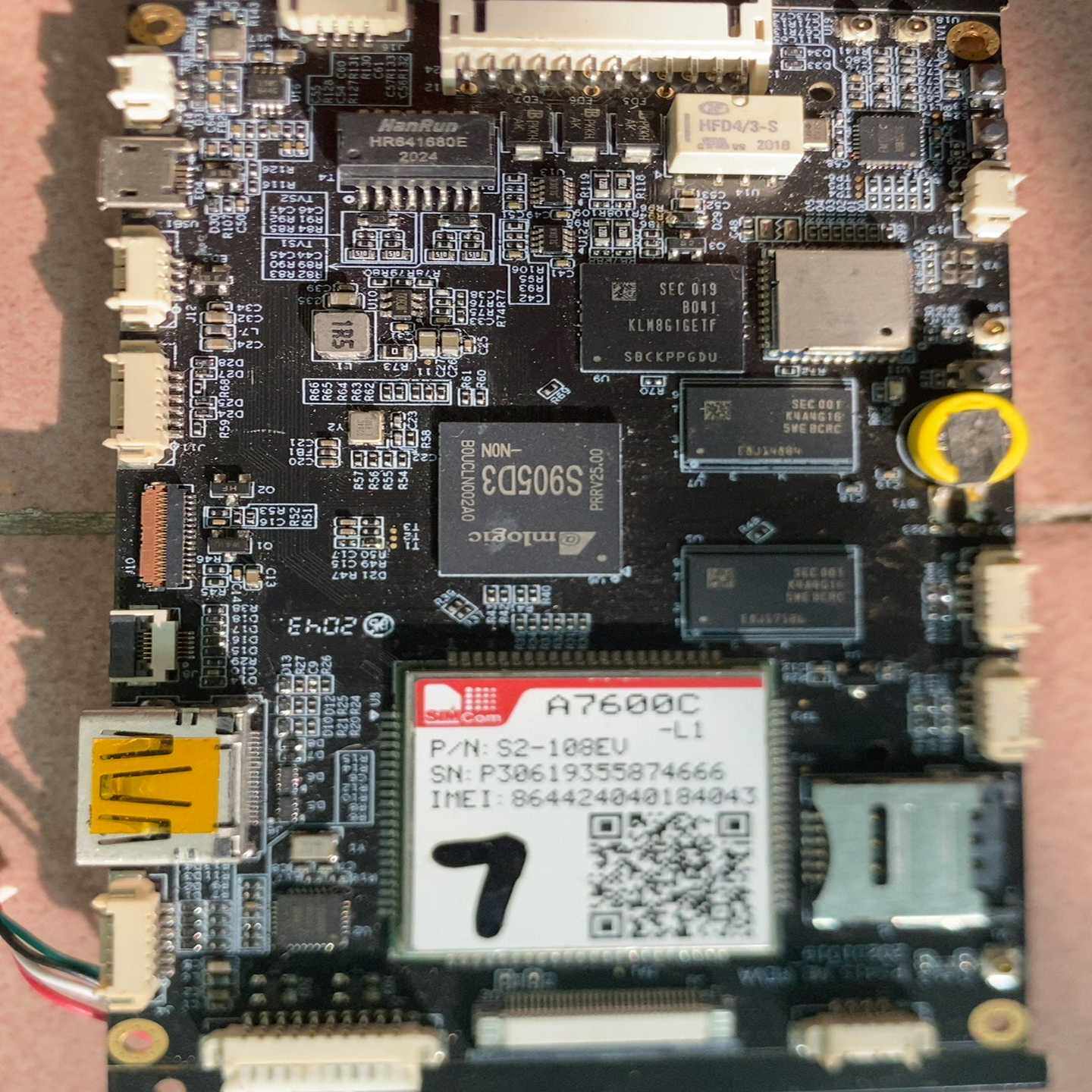 RK3288开发板一张，主板带A76000C模块28G--议价商品