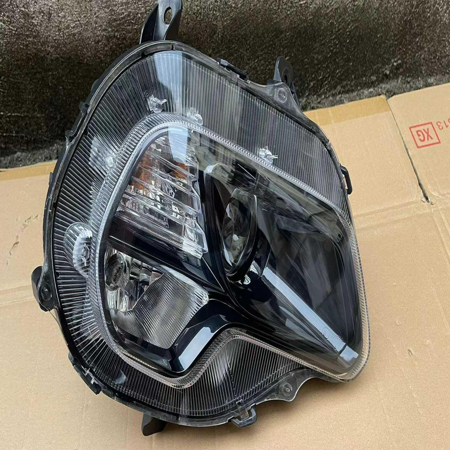 宝骏510大灯总成，17-19款，右侧，原厂拆车，5针，最--议价商品