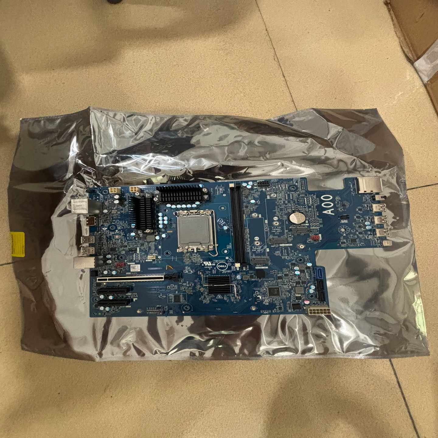 全新原装戴尔DELLXPS8960电脑主板，13代工作站--议价商品