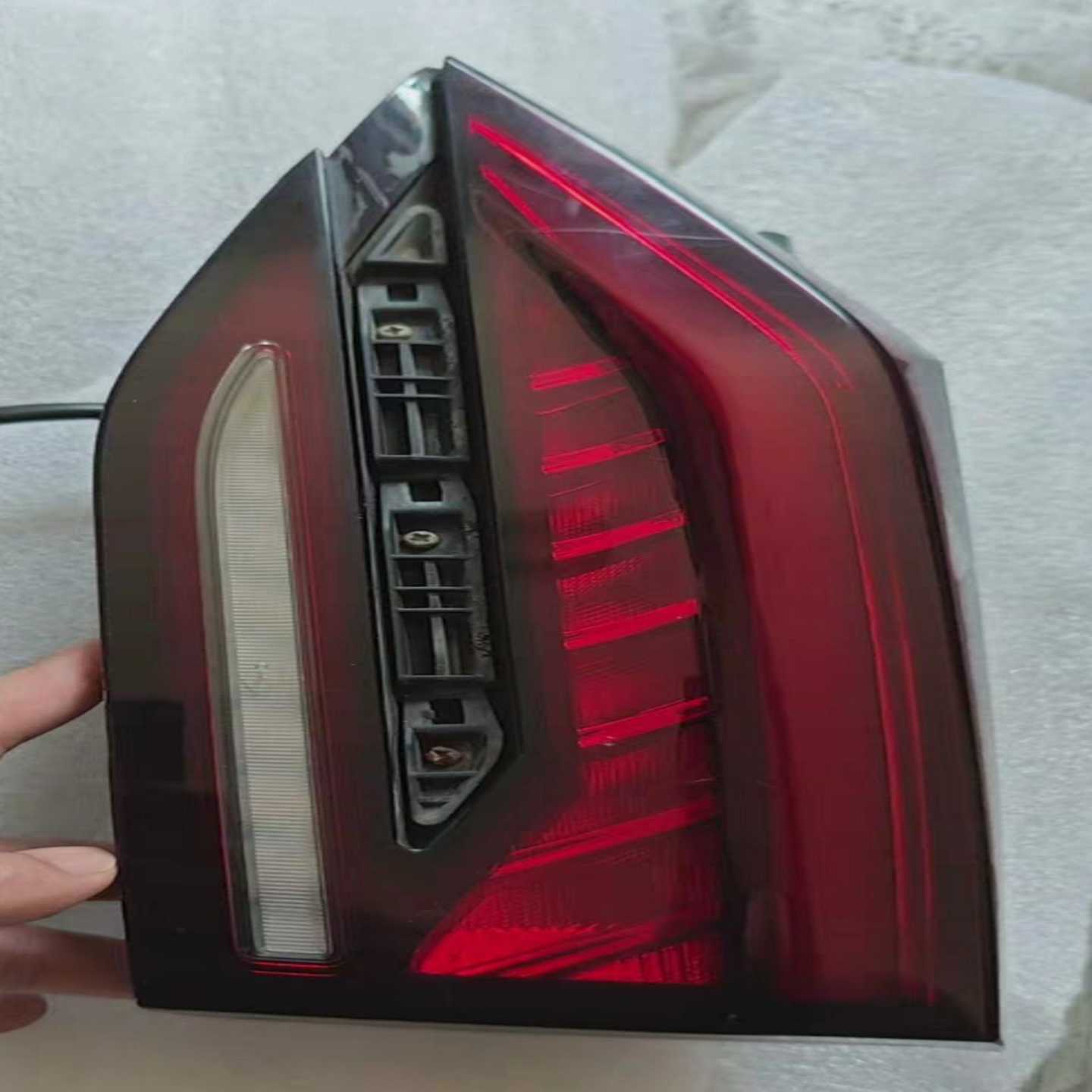 适用广汽丰田IA5后尾灯左右内侧尾灯--议价商品