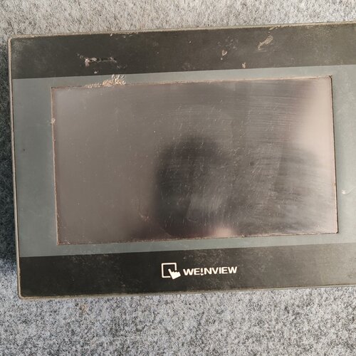 溢价-威纶通触摸屏MT6070iH5WV在位件实物图拍摄