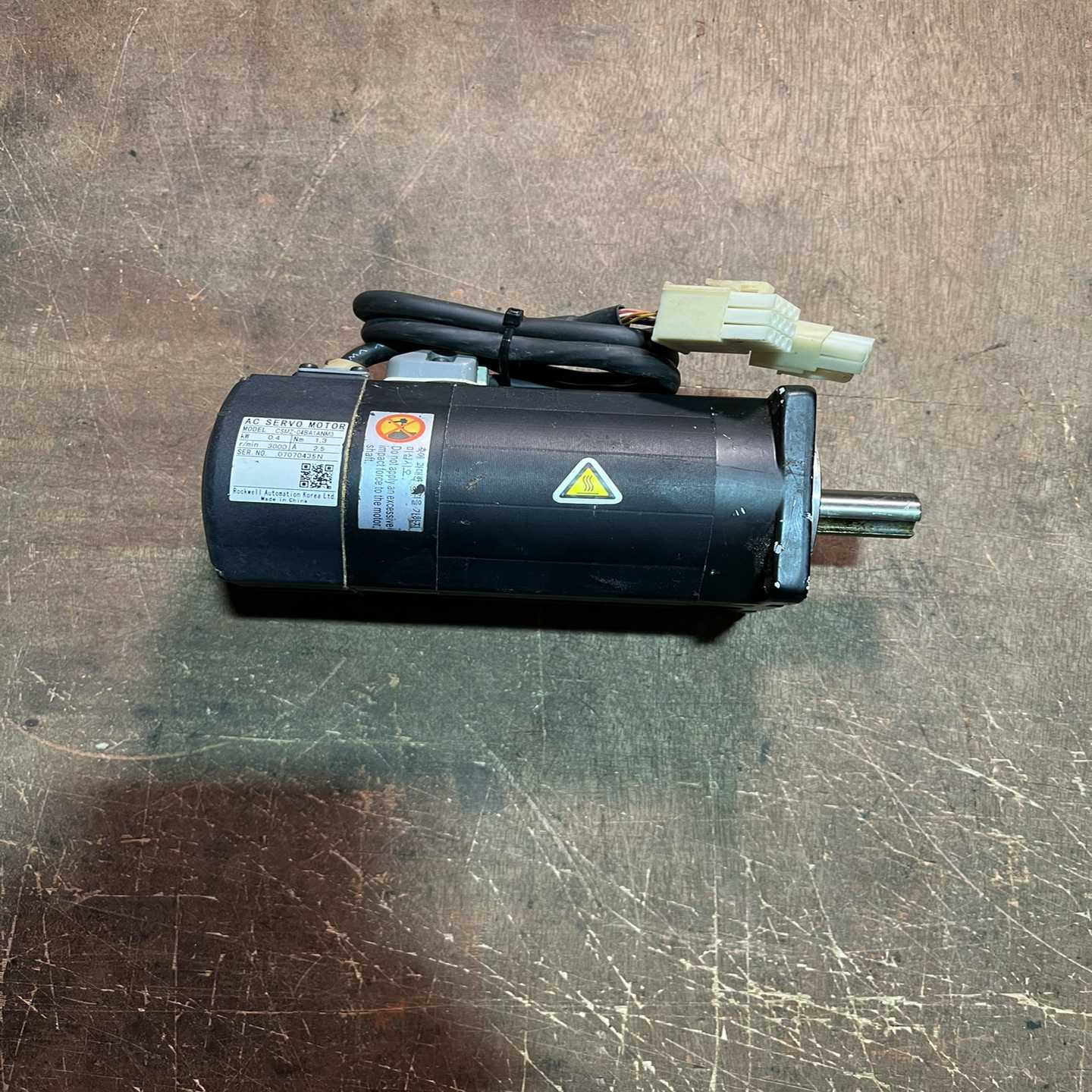 三星伺服400W电机:CSMZ-04BA1ANM3--议价商品