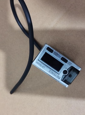 基恩士KEYENCELRTB2000激光传感器99新议价