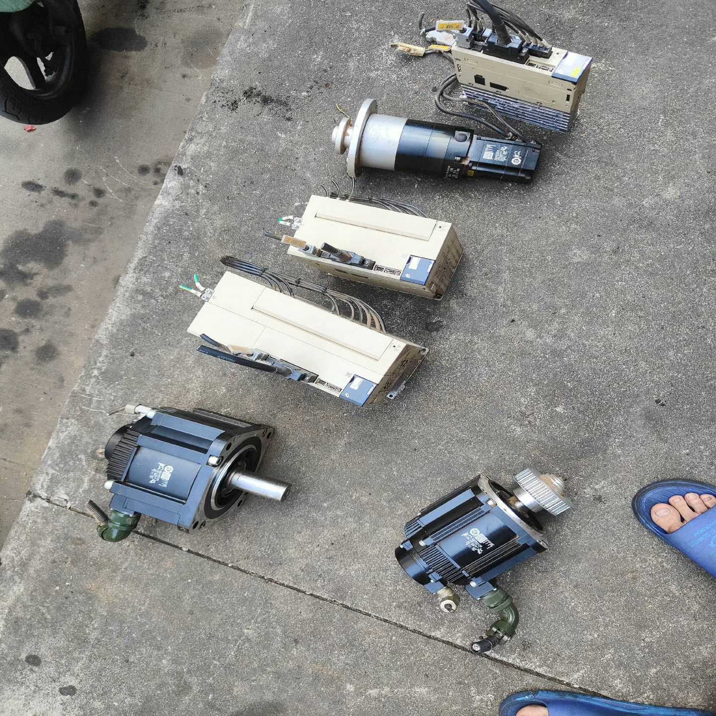 【议价】安川7伺服功能正常适用