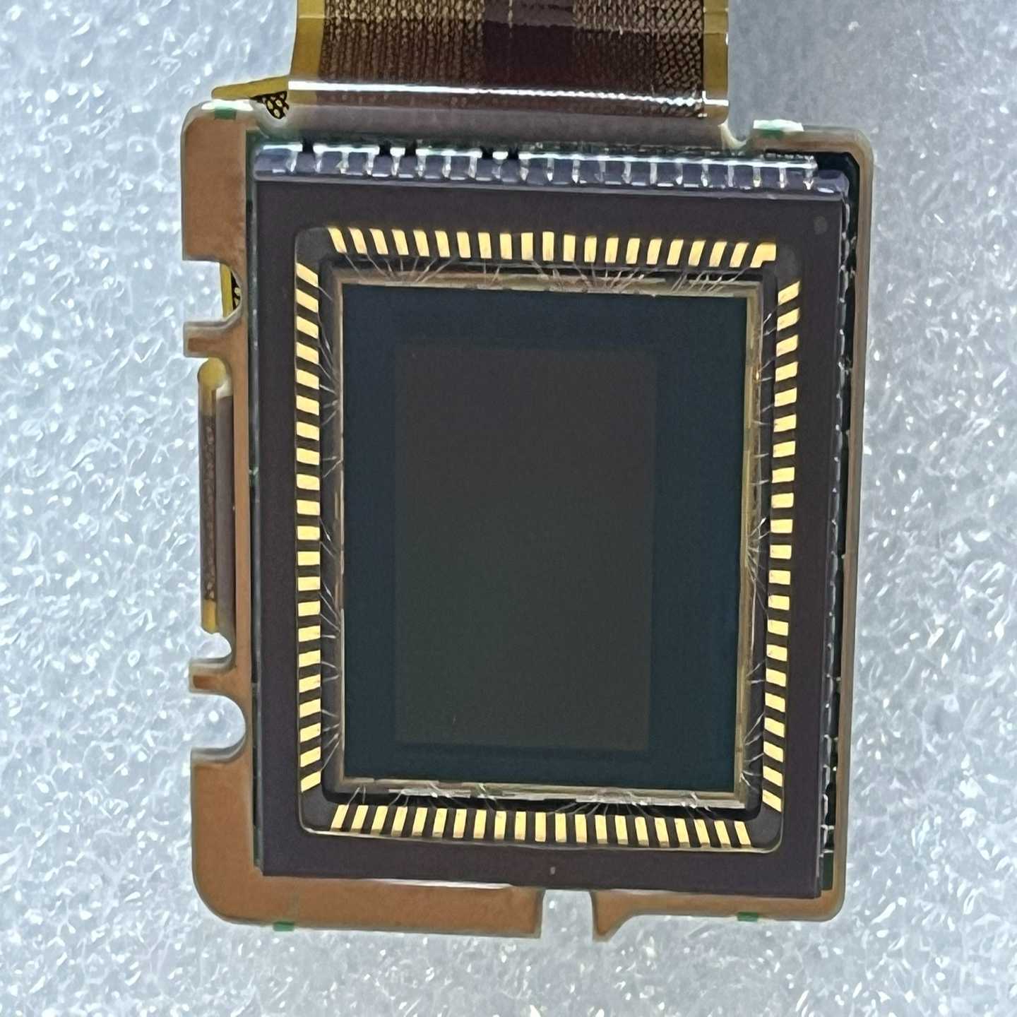 询价高速cmos图像传感器，e2vLince5M，1寸，有黑