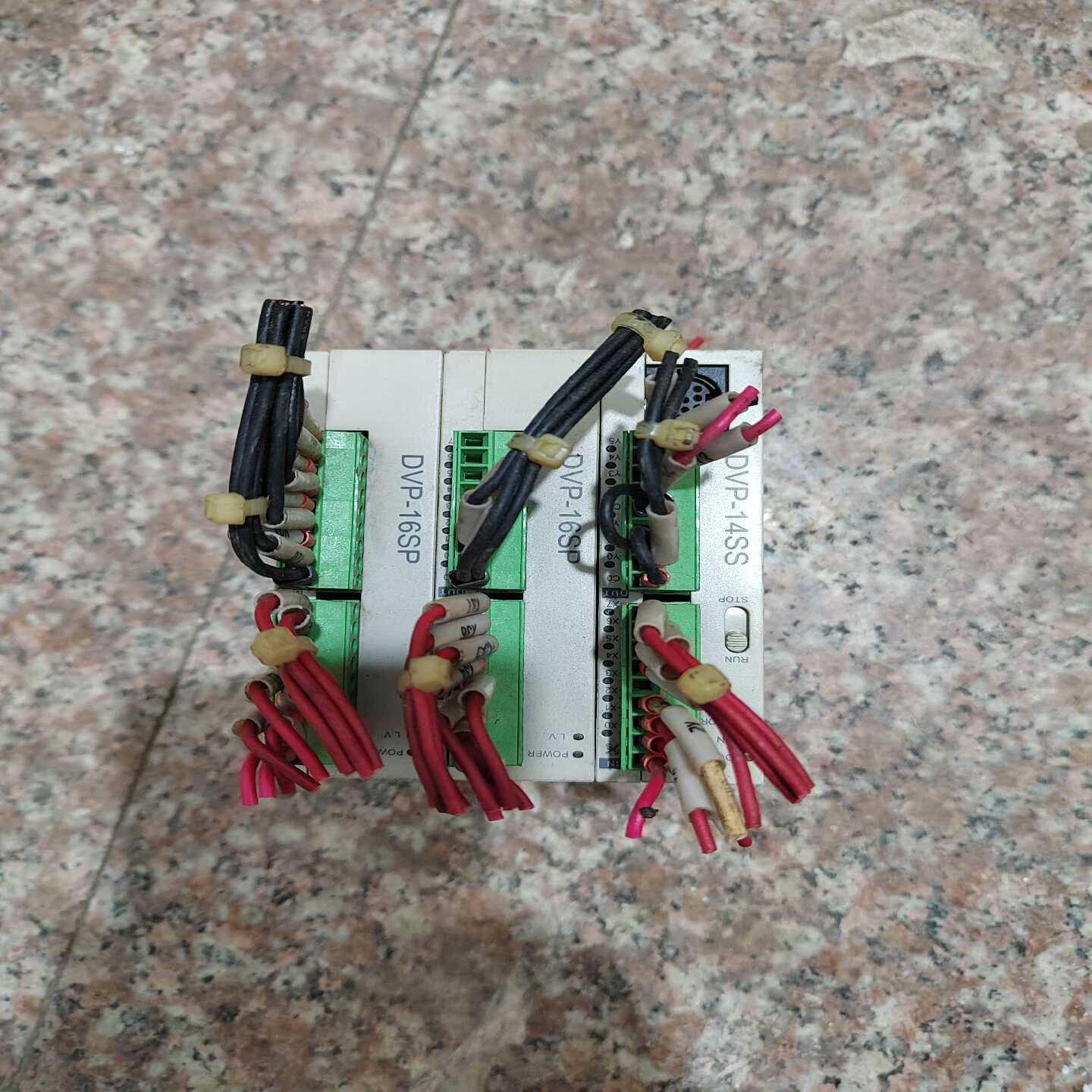 WODTOPPLC主机TP14SS211T2，片，询价