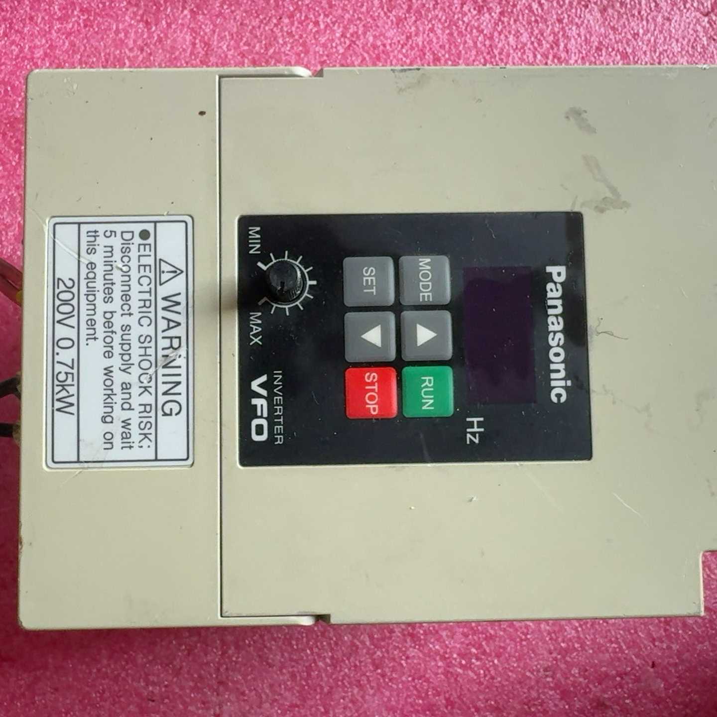 松下变频器BFV00072GK，0.75KW功率，200V单--议价商品