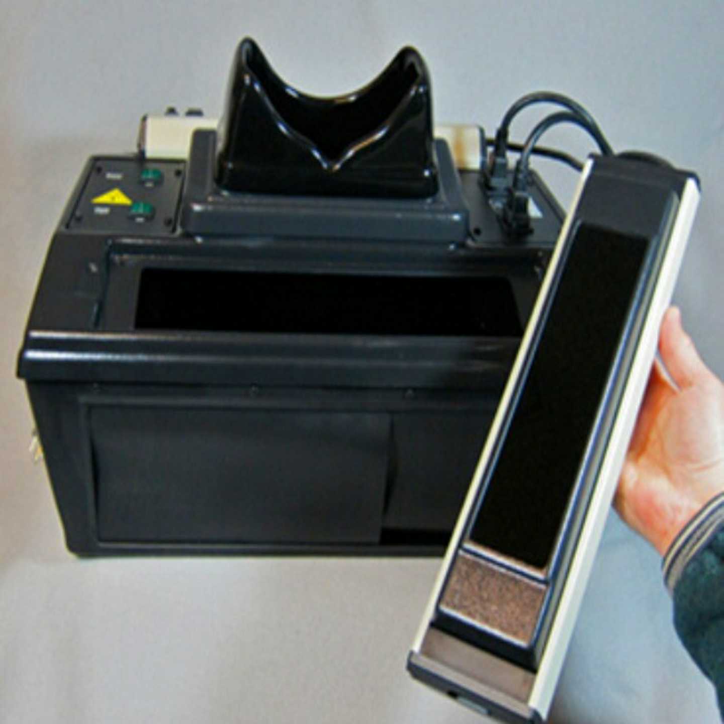 美国UVP代理专业服务品质保证周到服务R5分钟回复精湛工艺齐全