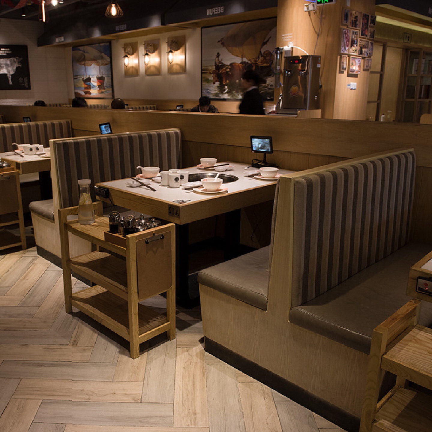 实木火锅桌软包卡座菜沙发烤肉大理石餐桌桌子椅商用