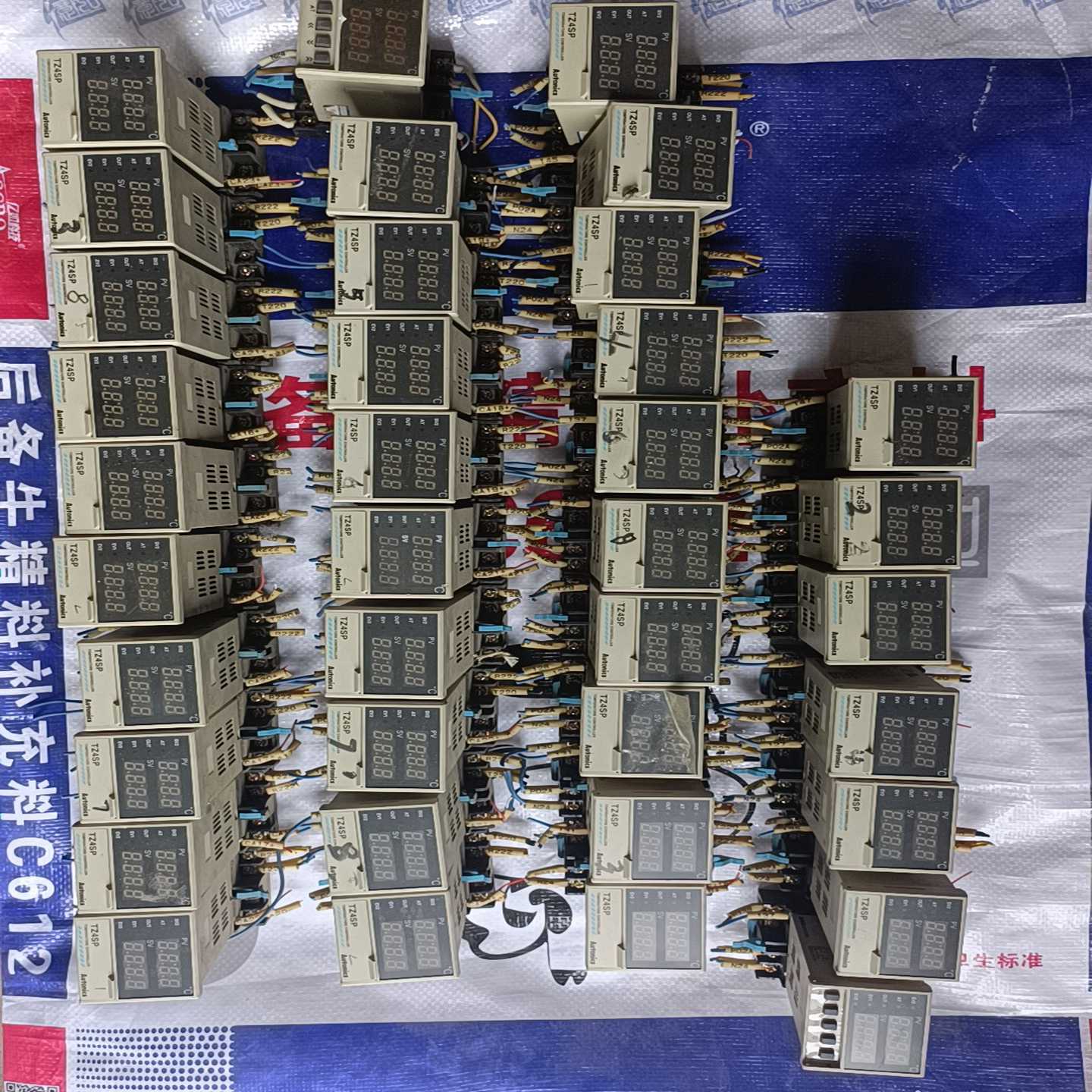 奥托尼克温控器TZ4SP-14S36个的联系询价