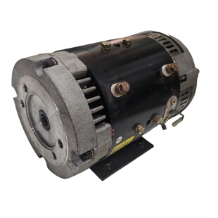 斗山前移式 BR18J液压马达电机马达总成 叉车R10J