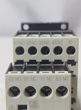 MOELLER DIL A40 24V DC AUXILIARY CONTACTOR WITH DIL AXH122 2