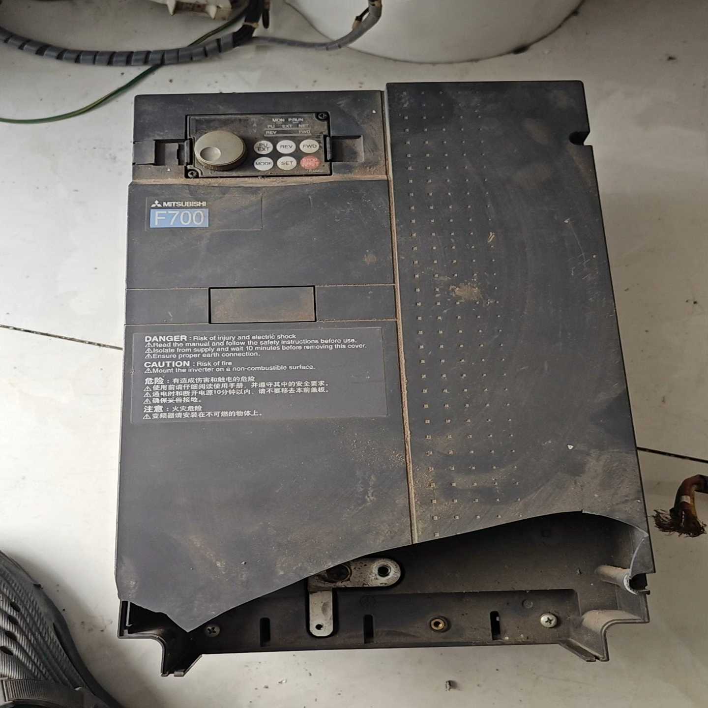 FR-F740-30K-CH拆机三菱30KW变频器，一台.--议价商品