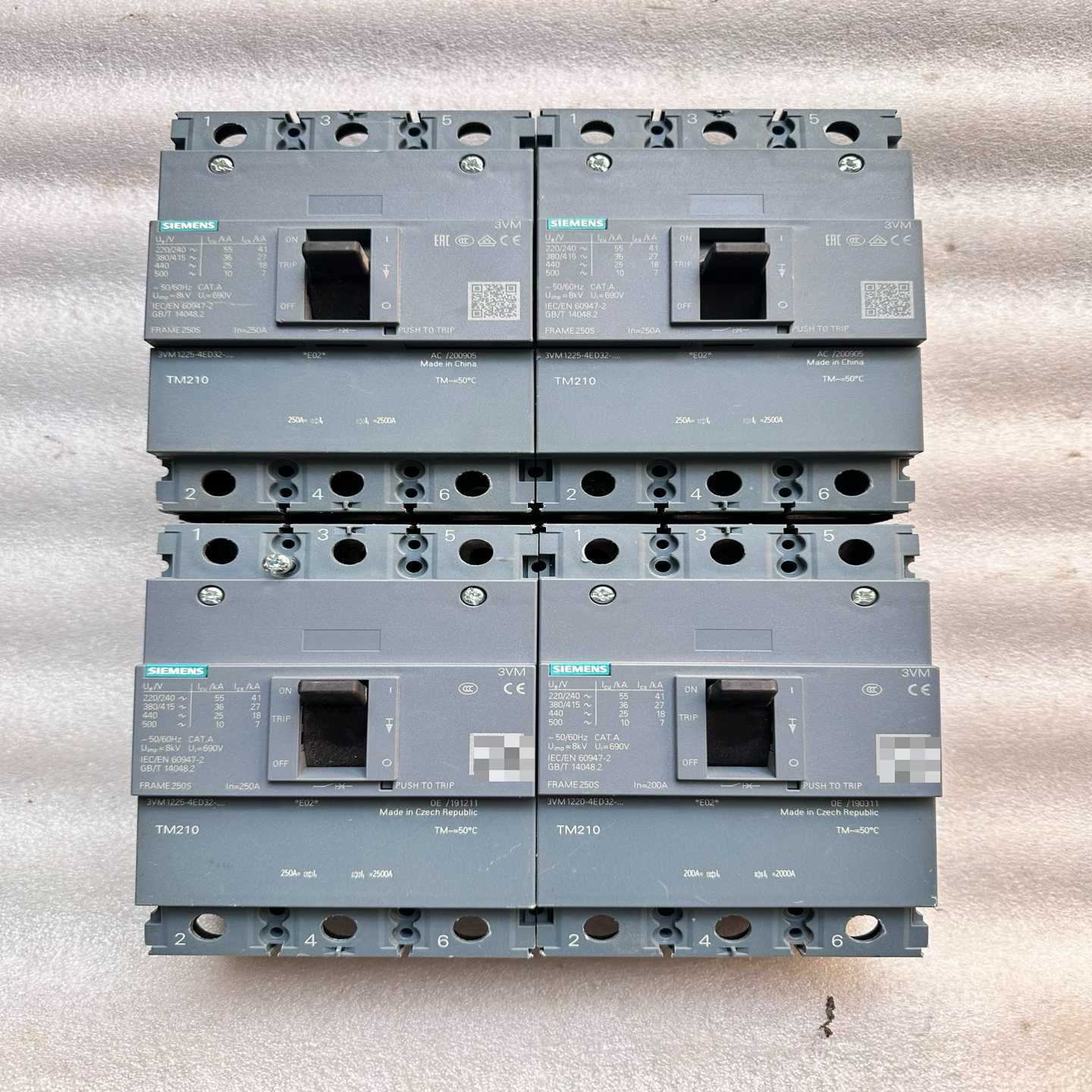 西门子断路器3VM1220-4ED32-0AA0二手拆机实物--议价商品