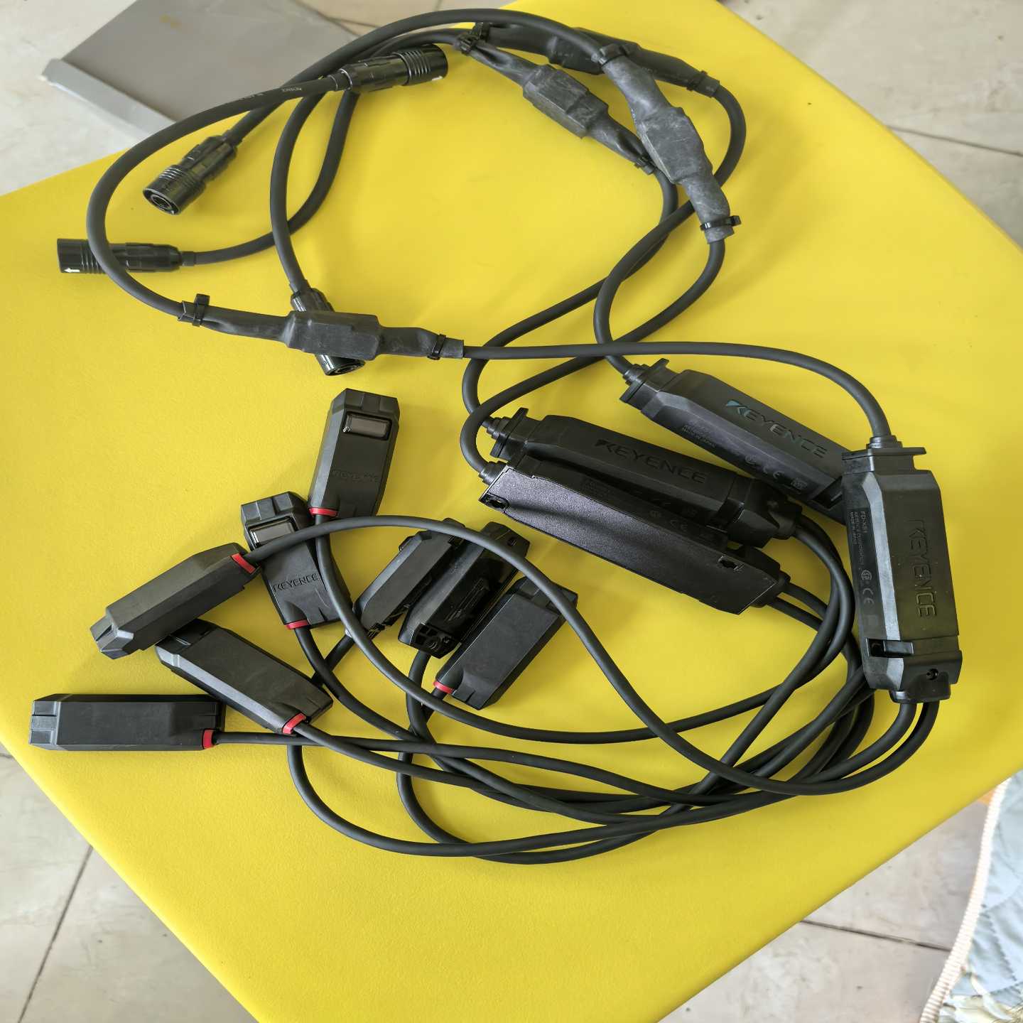 基恩士FD-XS1传感器日本原装二手几乎全新