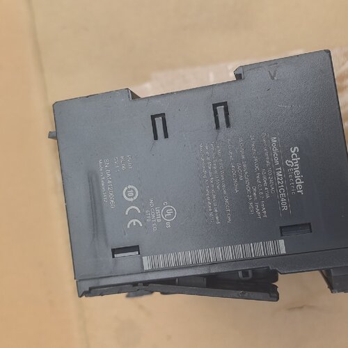 询价*控制器TM221CE40R一台实物图