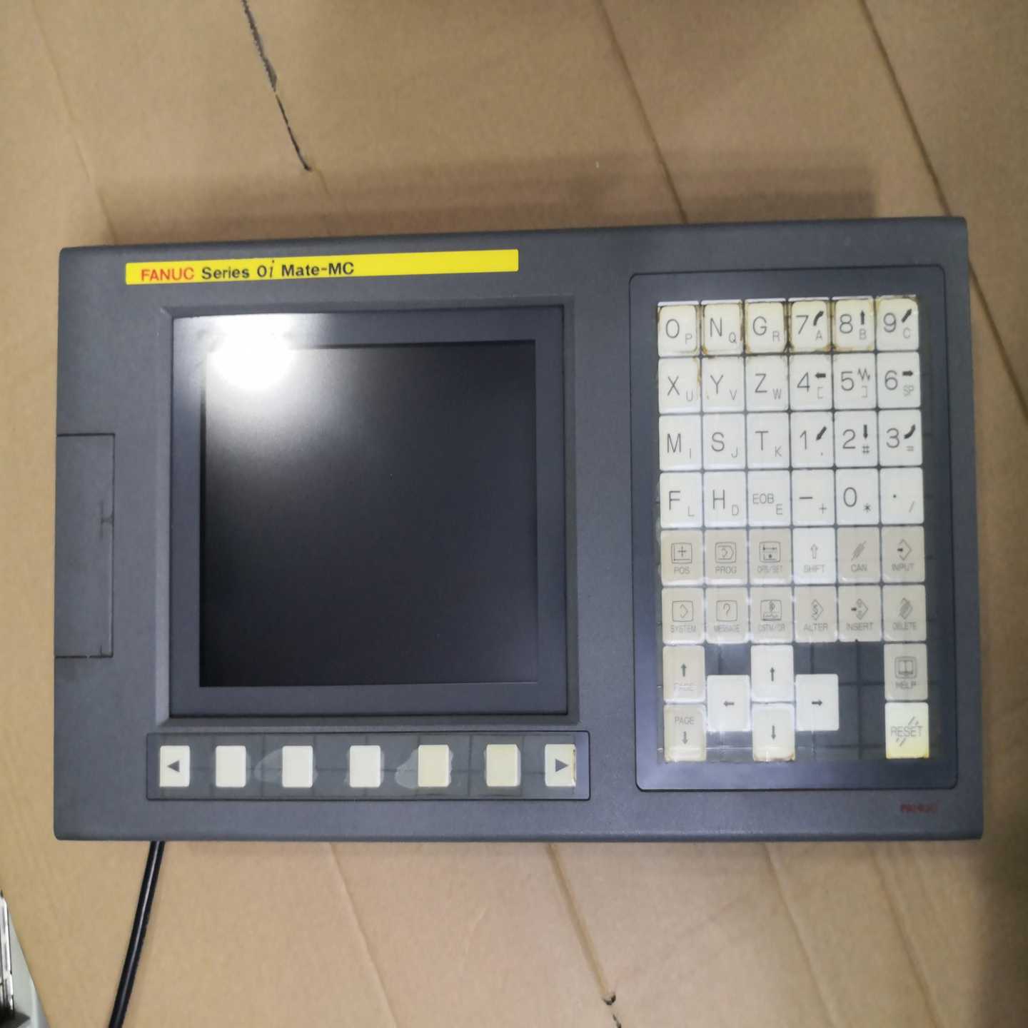 fanuc发那科0IMate-MC主机一套，可带主机电机一-议价