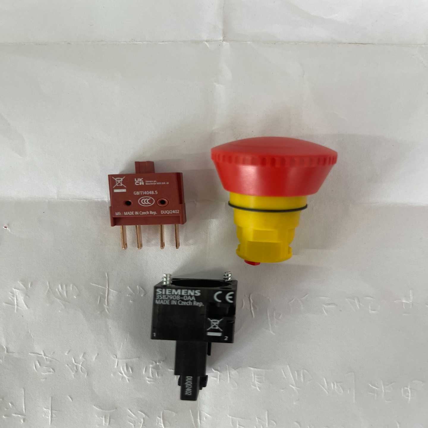 议价3SB2203-1AC01西门子急停开关16MM