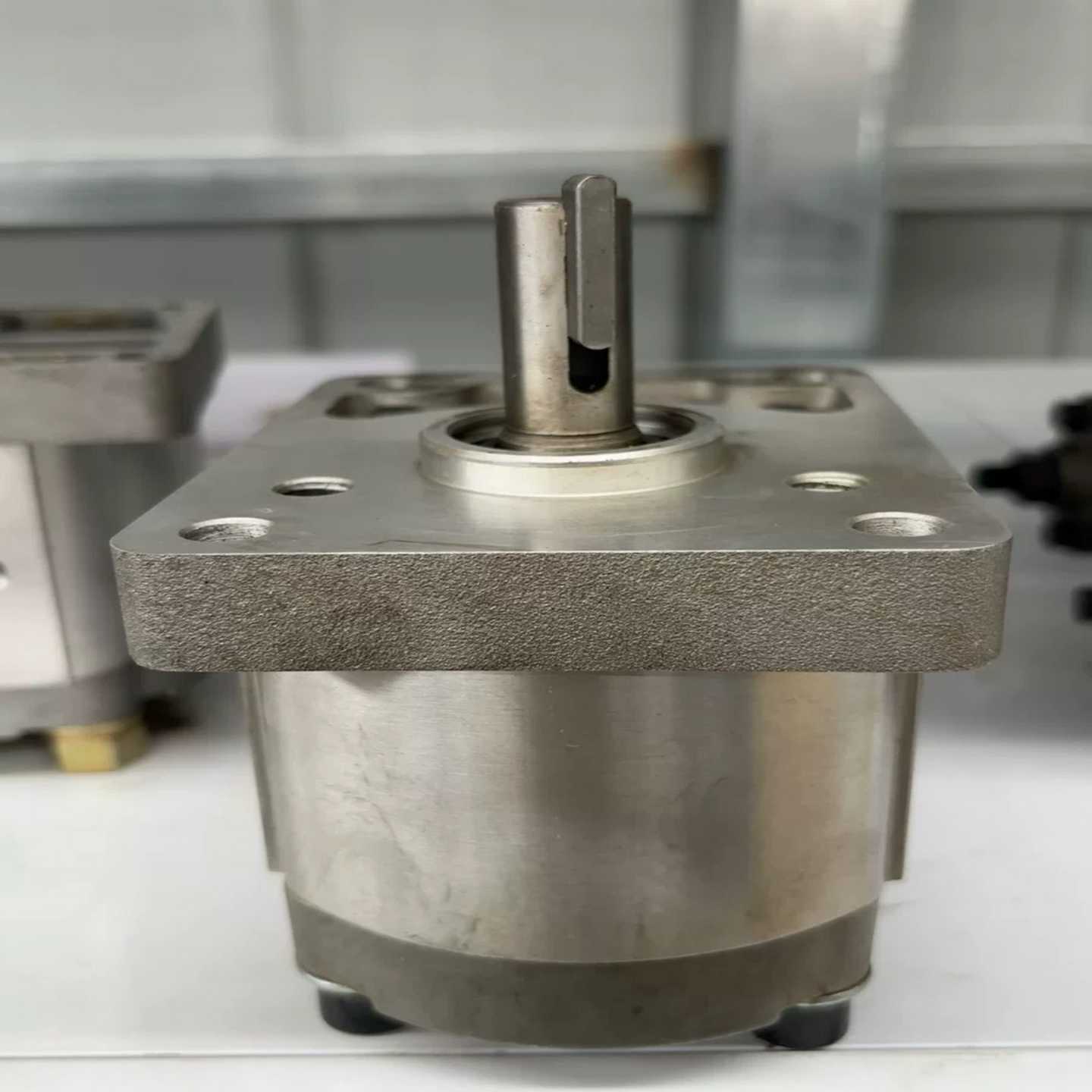 全新齿轮油泵CBW-F306-CFP排量6mL/r，压力2议价