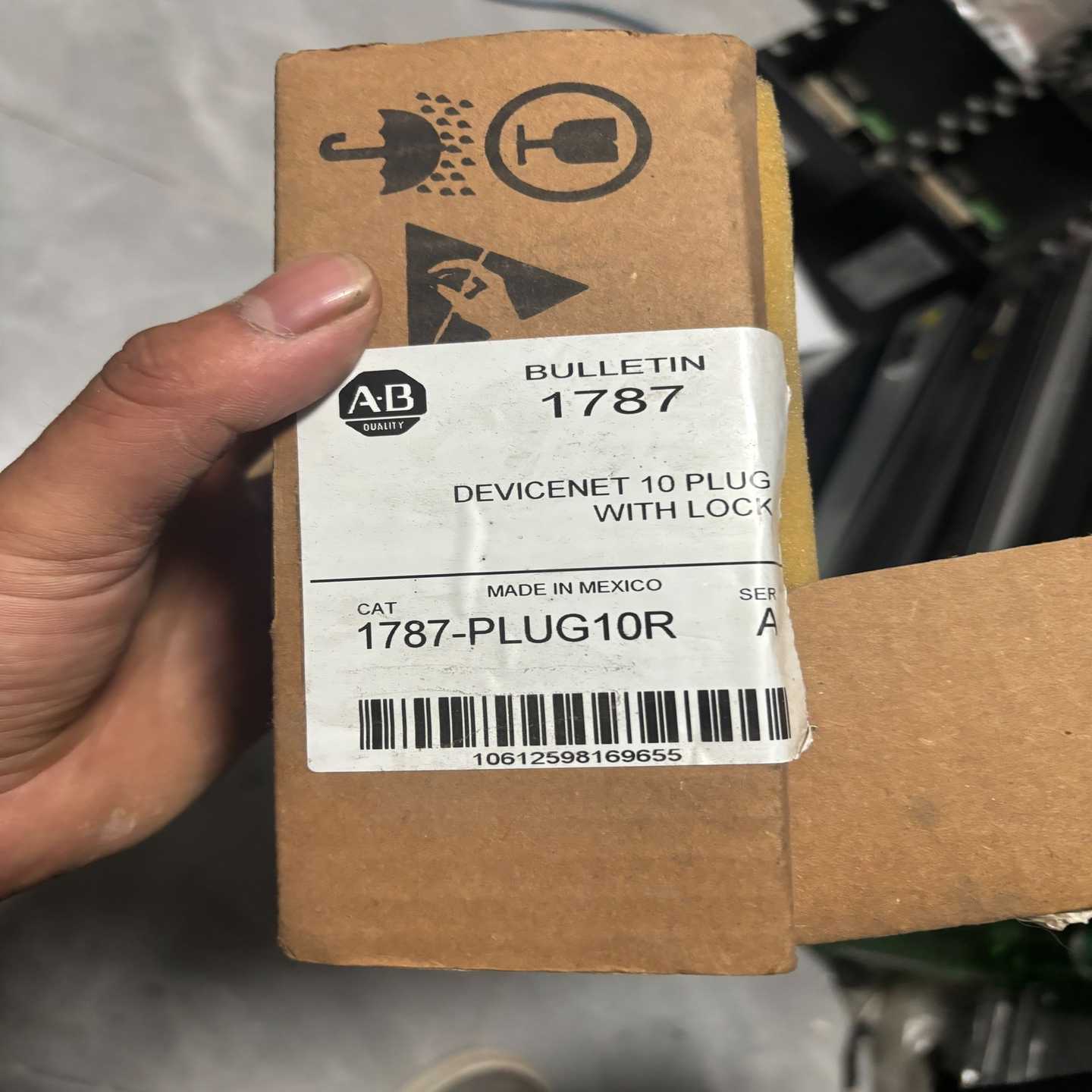 议价1787-PLUG10R罗克韦尔AB接线端子原装正品，仅拆封