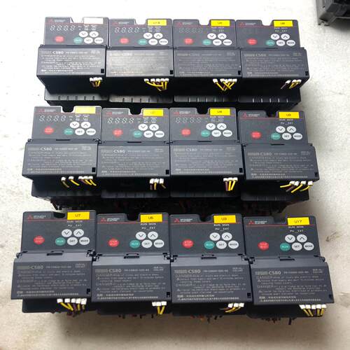 三菱变频器CS82S-025-60(0.4KW) 220V单~询价