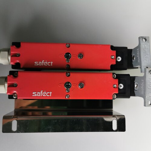 寻拆机SAFECT安全门开关CLSM1AD