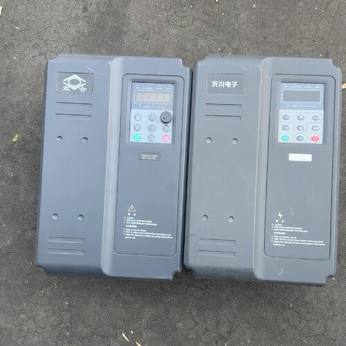 寻I沂川变频器YC580011G015P4