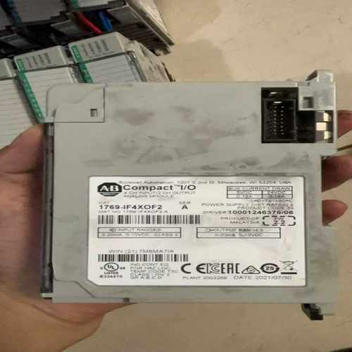 型号1769-IF4XOF2，实物拍摄，成色如图。--议价商品