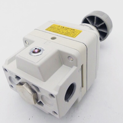 SMC IR2010F02 Przisions Druckregler 00104 MPa unused