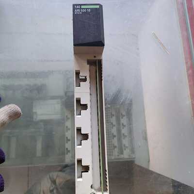 询价140ARI03010施耐德plc模块