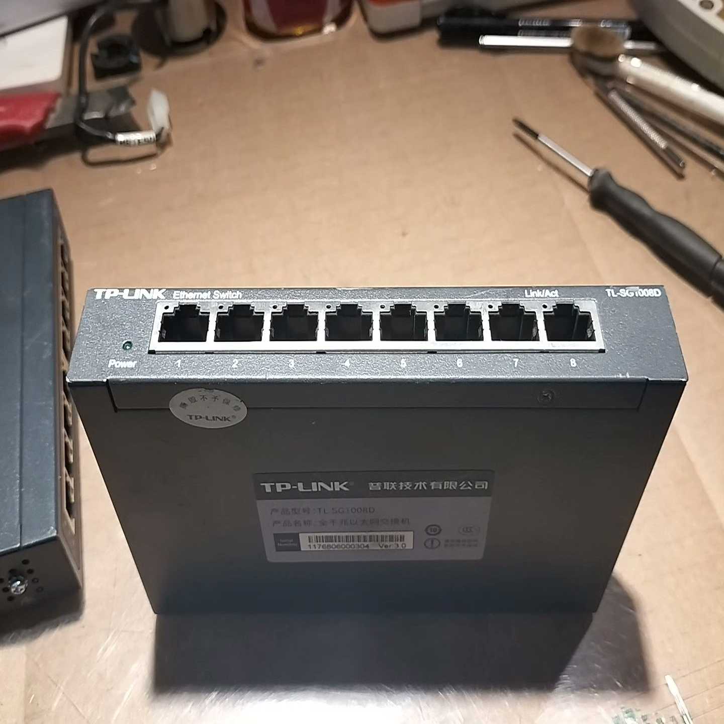 TP-LINKTL-SG1008D以太网交换机-议价