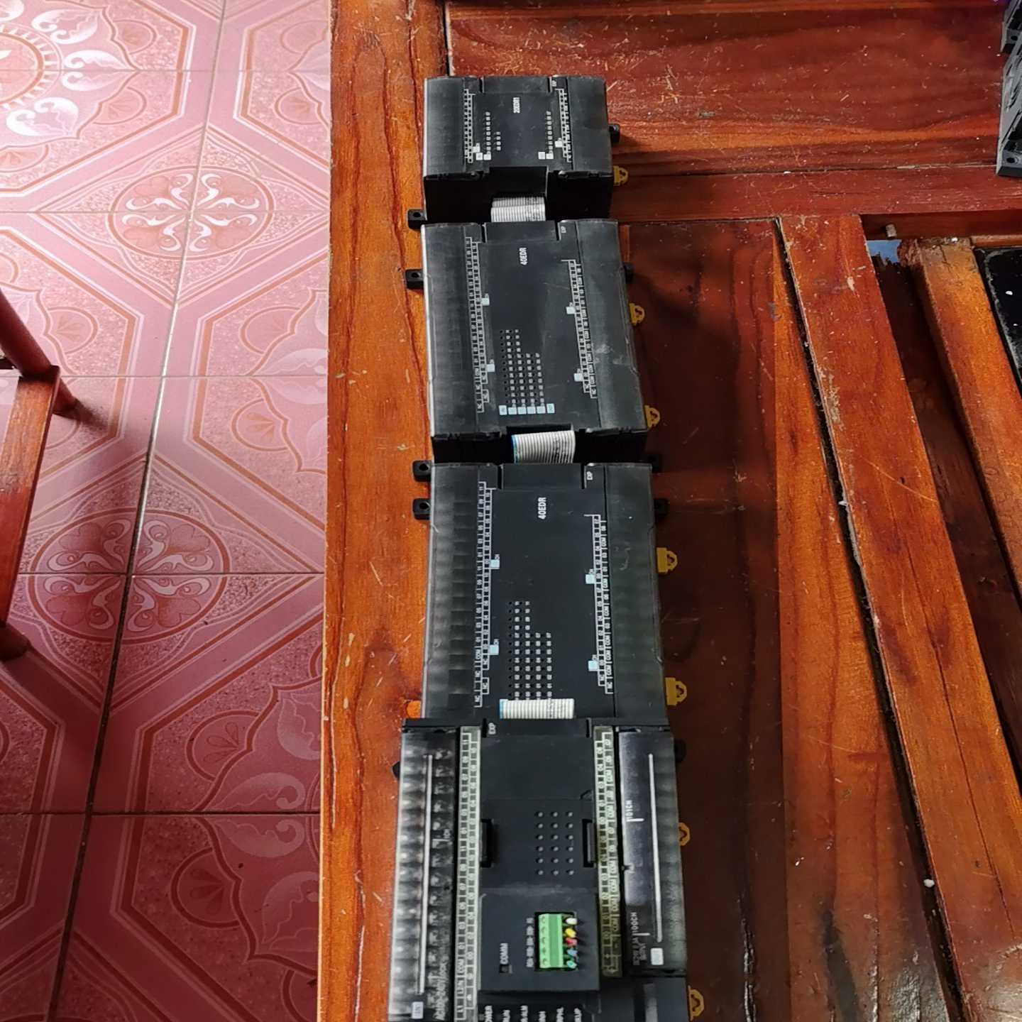 议价现拆欧姆龙mplc一套，可单卖，功能包好，无破损，现货/维修