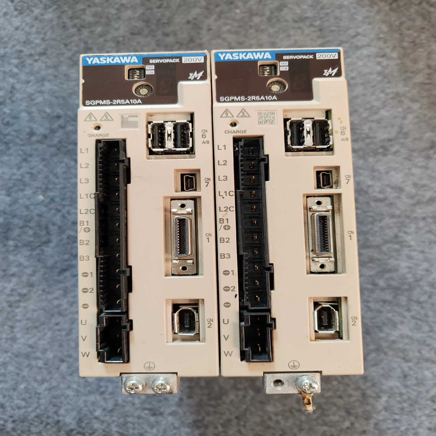 安川驱动器SGMPS-2R5A10A450W220V原-询价客服