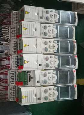 原装变频器ACS355-03E-04A1-4，1.