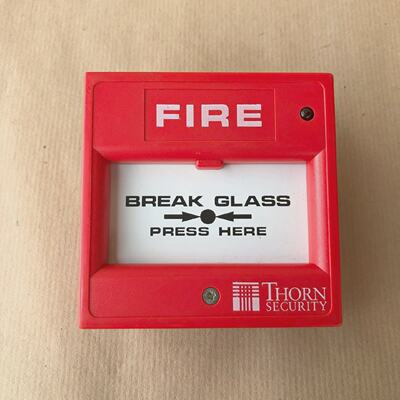 TYCO CP520 CALLPOINT 514.001.046 WITHOUT BACK BOX THORN SECU