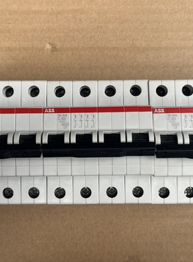 ABBSH204C63空气开关4P四极63A外观