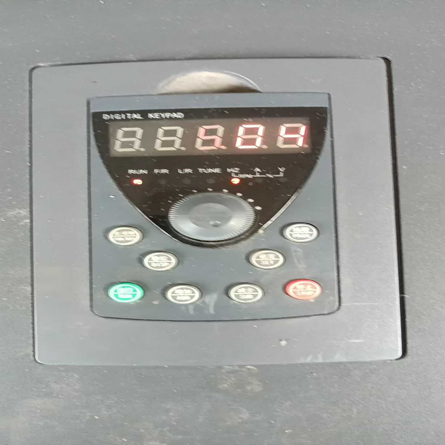 SIJO中驱变频器。。ZQ520-022G3/030询价