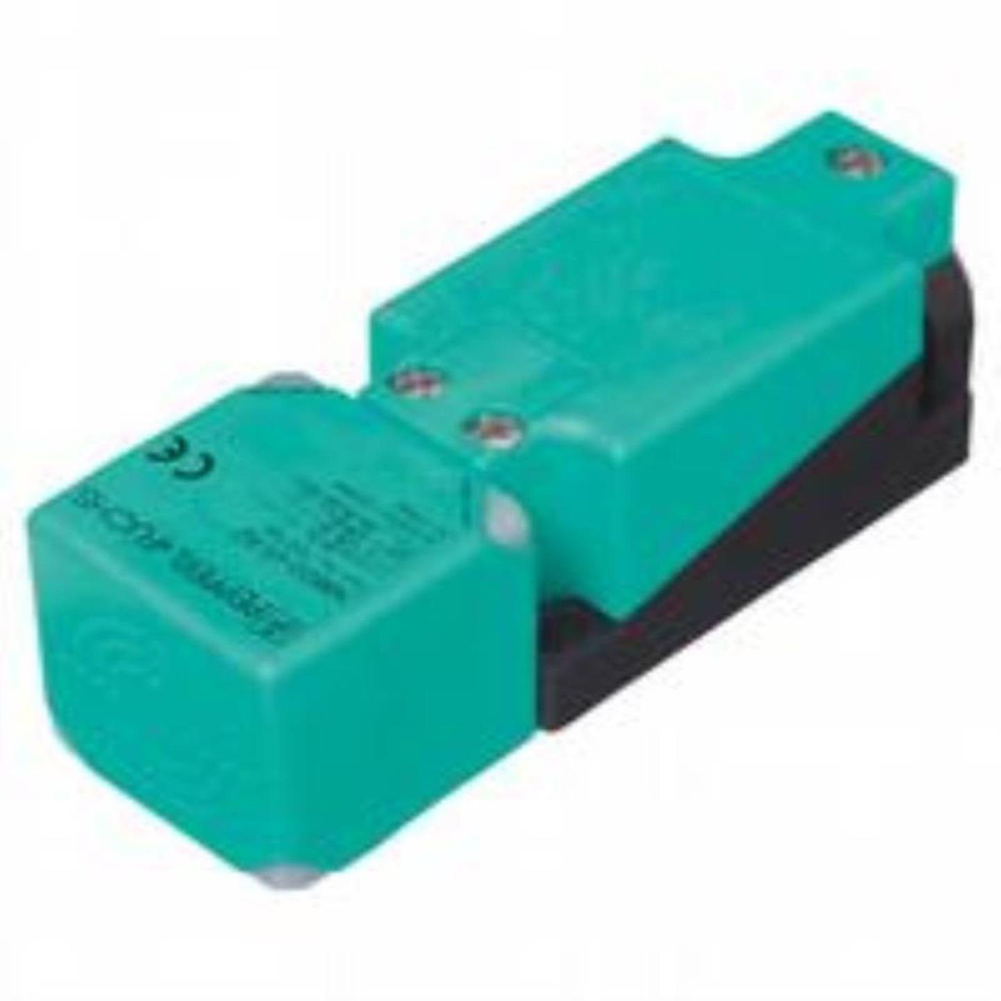 【议价】Inductive sensor  NBN40-U1-A2-T-V1 - new